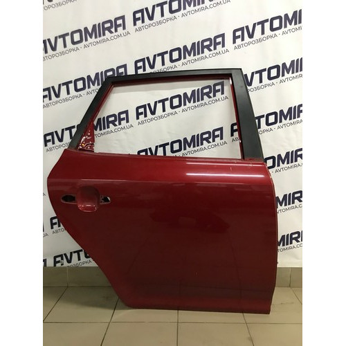 Дверка задня права не комплектна Kia Ceed I HB колір AA1 2006-2012 770041H000